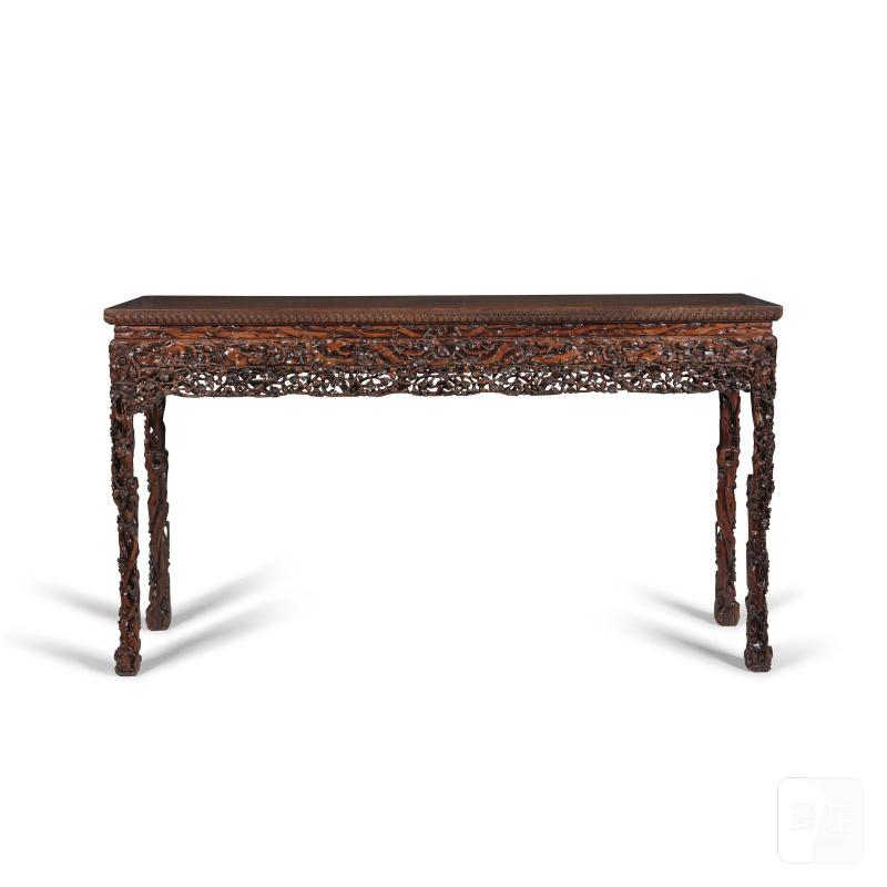清 十九世紀 紅木雕梅紋長方桌 | GRANDE TABLE EN HONGMU SCULPTÉ À DÉCOR DE FLEURS DE PRUNIERS - 图9
